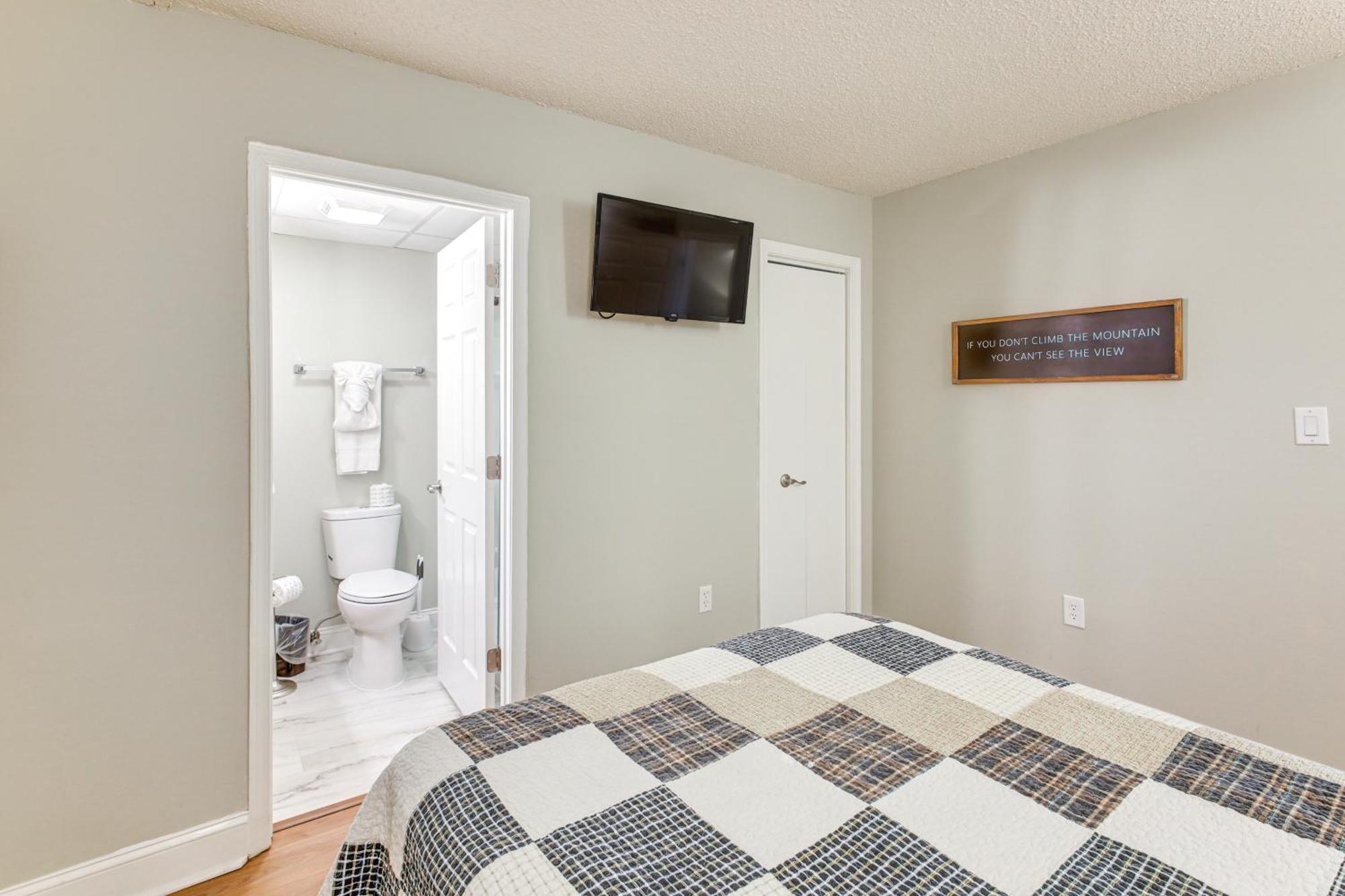 Gatlinburg Condo With Smoky Views Walk To Town! 外观 照片